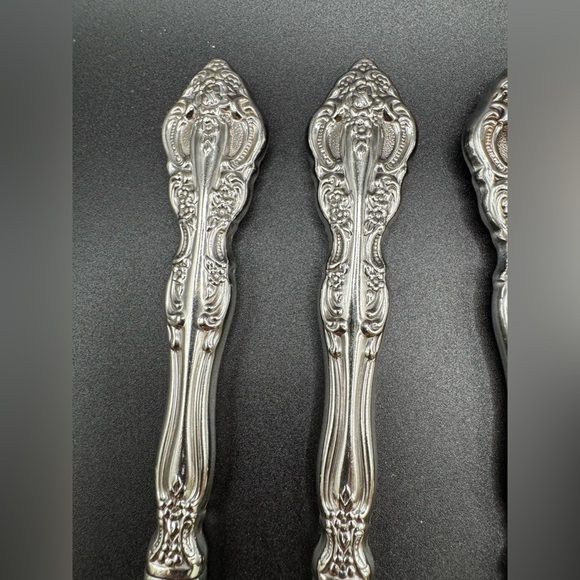 Oneida Michelangelo 4 Knives Heirloom Stainless Flatware Replacements - Picture 8 of 9